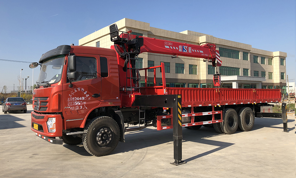 How to maintain the semi trailer